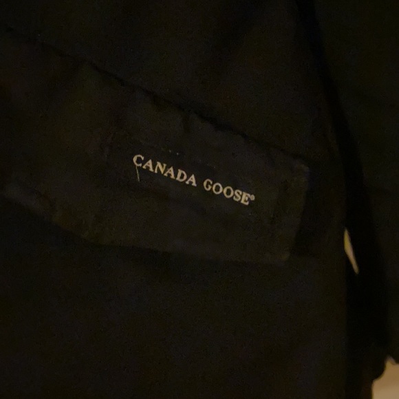 Canada goose jacket - Picture 4 of 4